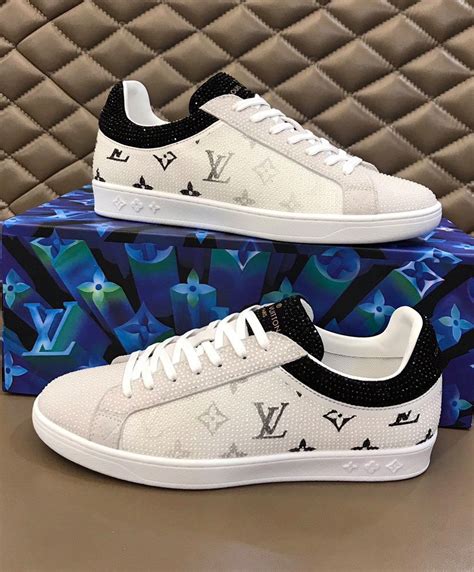 scarpe louis vuitton 2022|Sneakers Collection for Men .